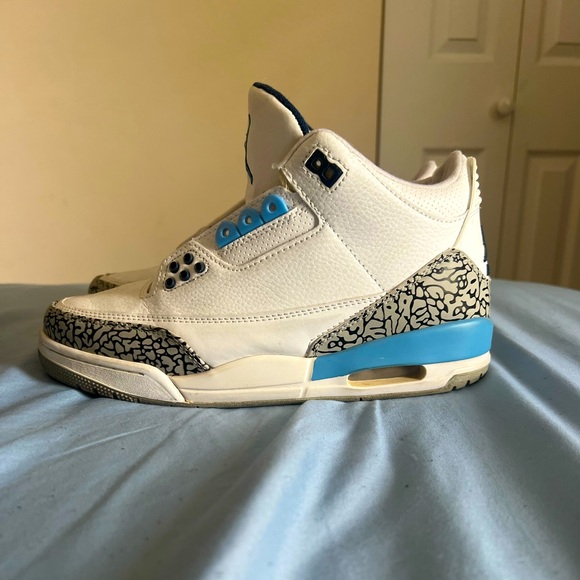 Jordan 3 unc